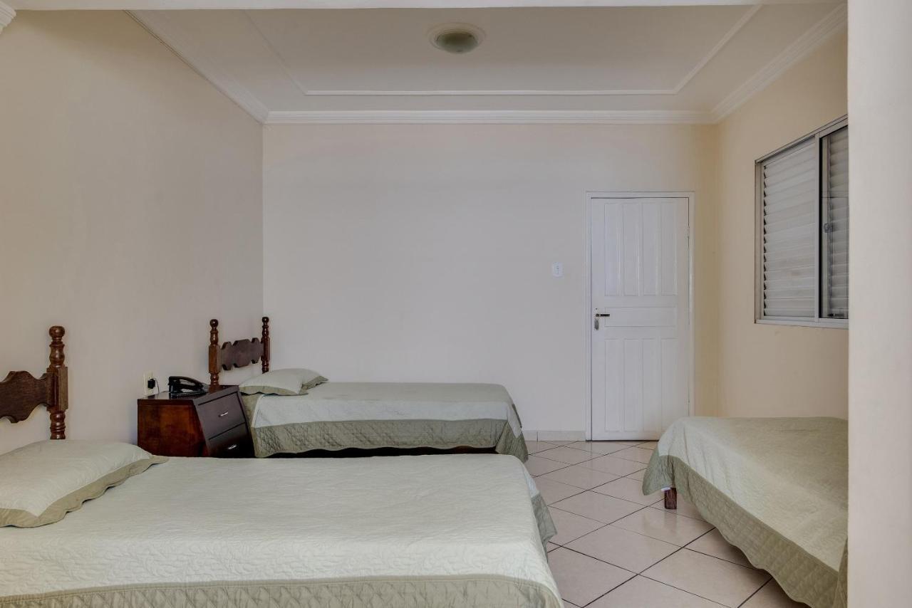 Hotel Estrela Do Vale Ипатинга Экстерьер фото