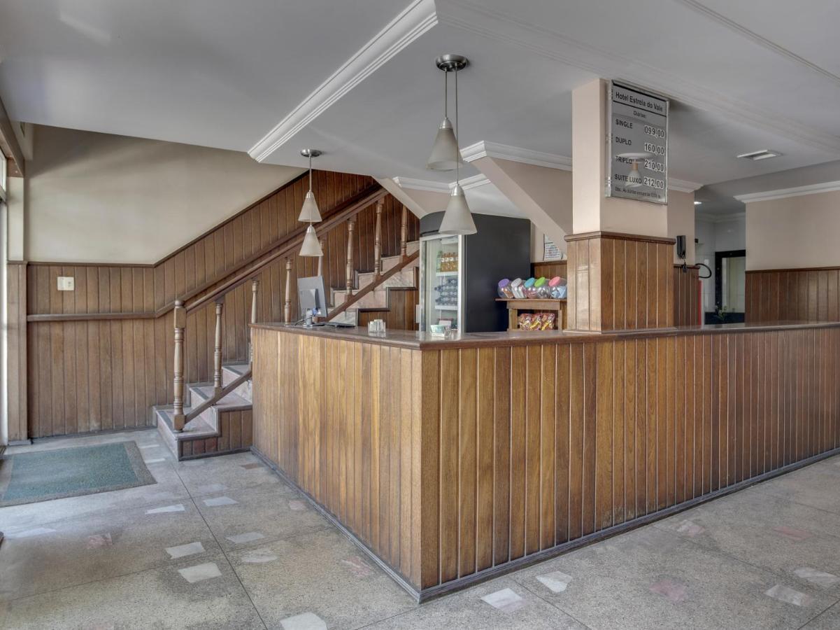 Hotel Estrela Do Vale Ипатинга Экстерьер фото